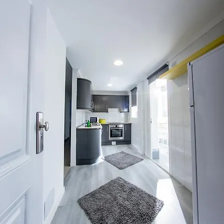 Perla Seven And Apartmanhotel