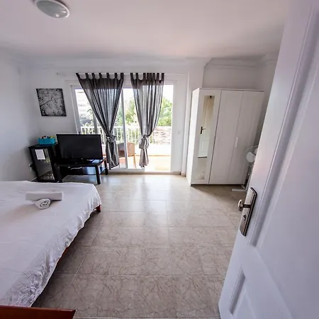 Perla Seven And Aparthotel