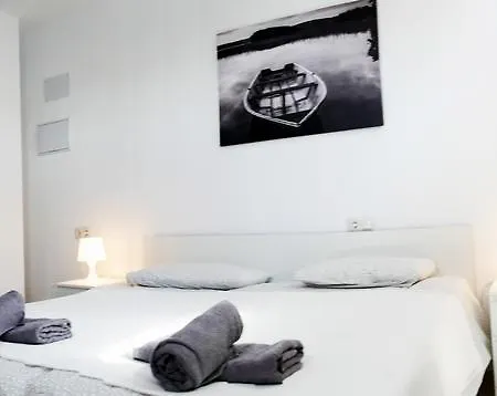 Aparthotel Perla Seven And